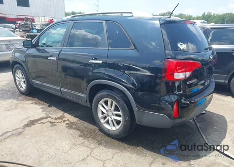 2015 Kia Sorento Lx z USA, uszkodzony, nr VIN 5XYKT4A64FG601053